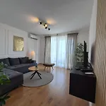 Victory Sea View Apartment *