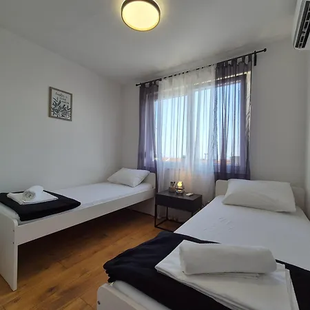 דירה Victory Sea View *