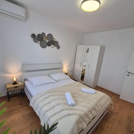 Victory Sea View רייקה