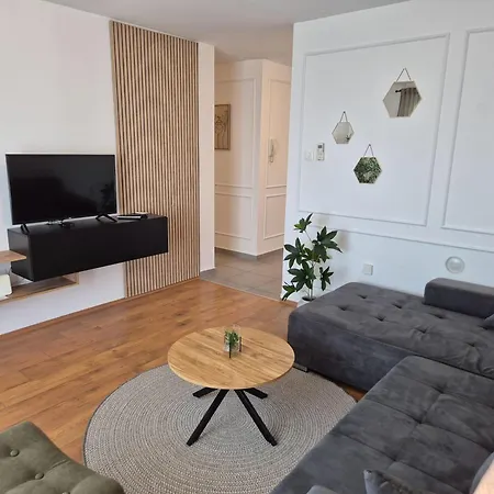 Апартаменты Victory Sea View