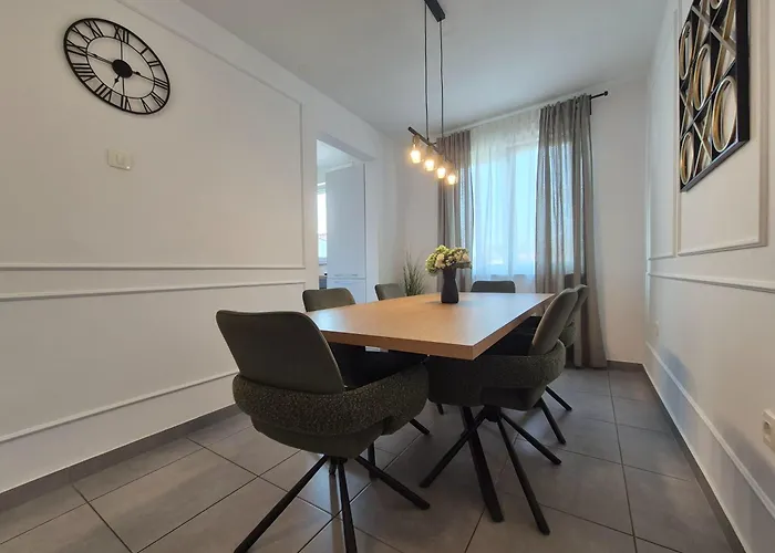 Victory Sea View דירה