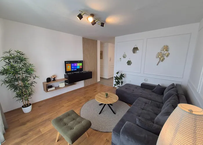 Victory Sea View דירה