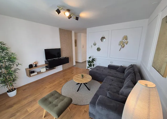 Victory Sea View דירה *