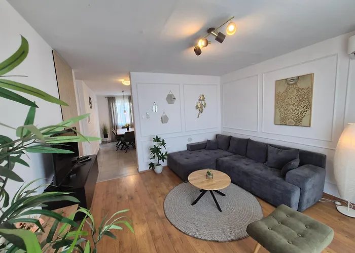 דירה Victory Sea View