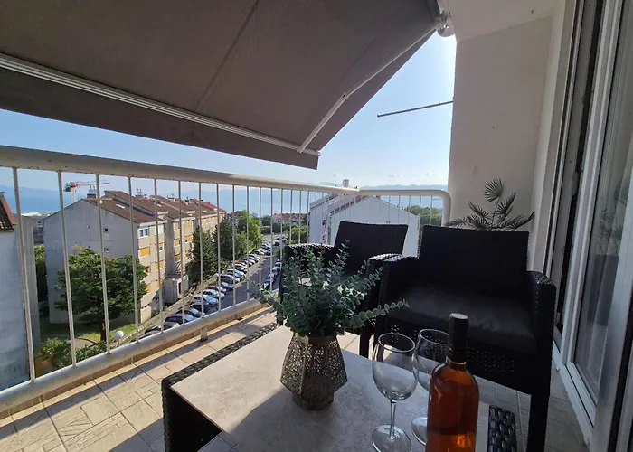 Victory Sea View דירה *