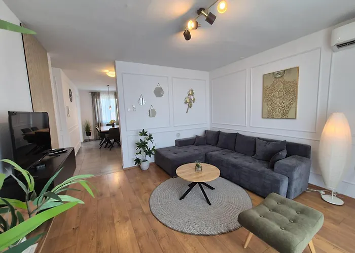 דירה Victory Sea View